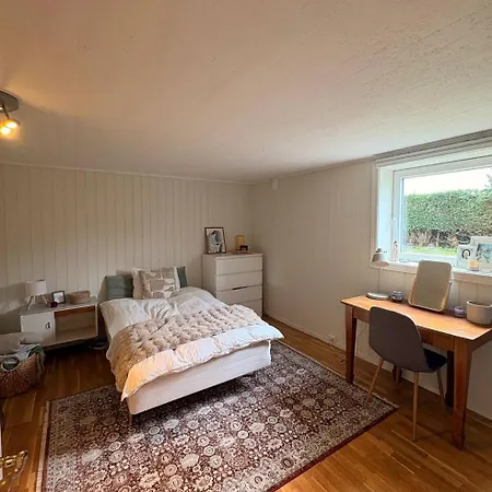 Villa Idyllic Seaview In Lillesand