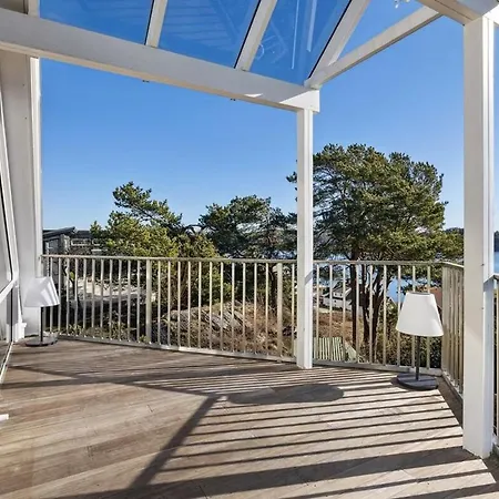 Villa Idyllic Seaview In *